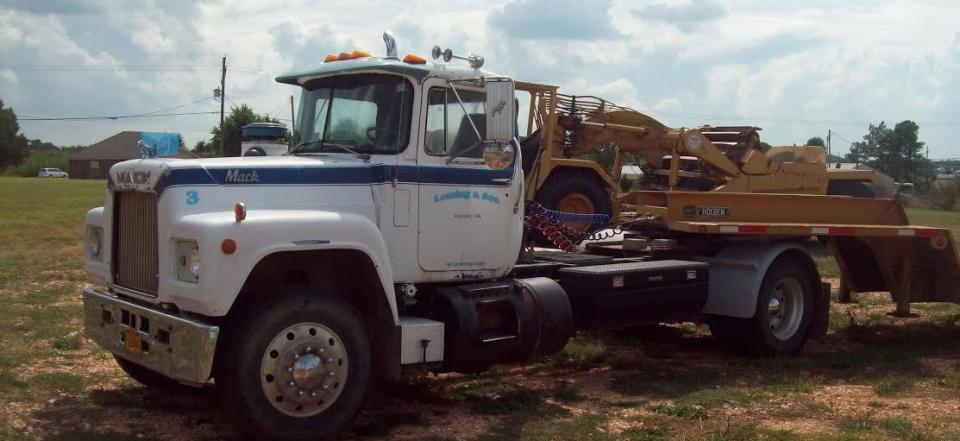 We offer light, medium, heavy and flat bed towing! 